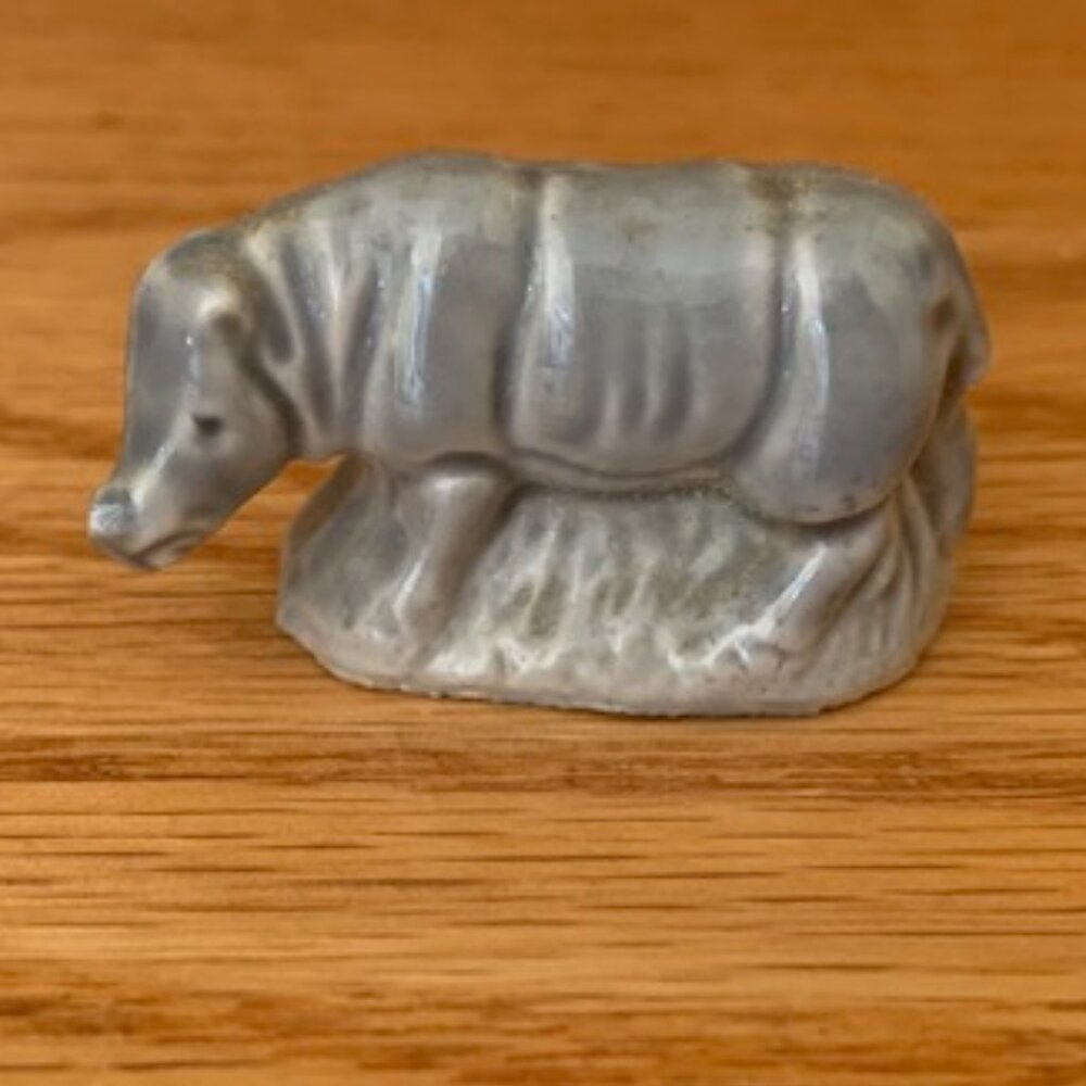 Wade of England gray hippo figurine